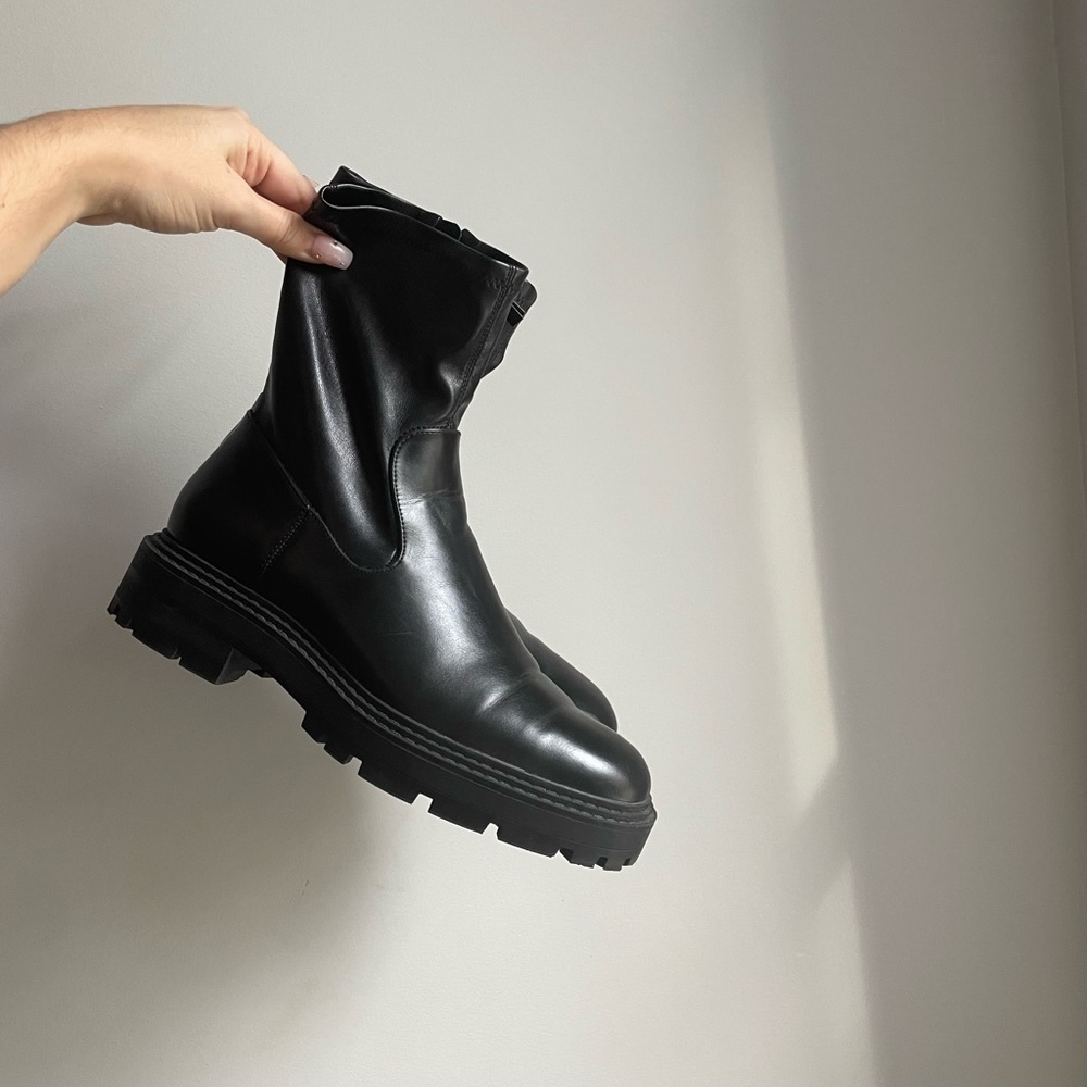 zara chunky chelsea boots